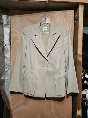 ARMANI Collezioni Women's Beige Tailored Single-Button Blazer